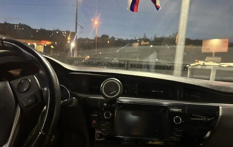 Toyota Corolla, 2013 год, 1 077 000 рублей, 9 фотография