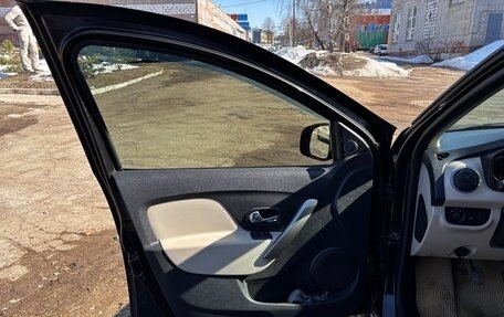 Renault Logan II, 2014 год, 948 000 рублей, 13 фотография