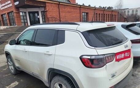 Jeep Compass II, 2020 год, 1 550 000 рублей, 3 фотография