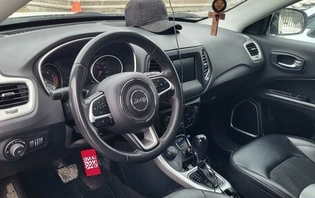 Jeep Compass II, 2020 год, 1 550 000 рублей, 4 фотография