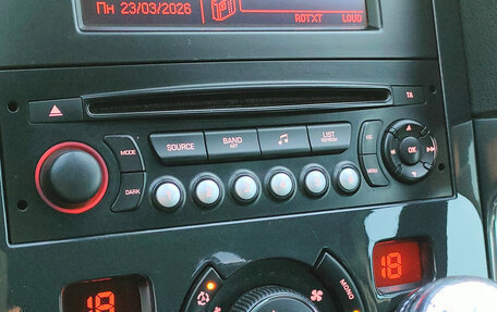 Peugeot 3008 I рестайлинг, 2012 год, 990 000 рублей, 25 фотография