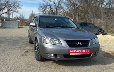 Hyundai Sonata VI, 2007 год, 610 000 рублей, 4 фотография
