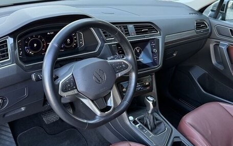 Volkswagen Tiguan II, 2022 год, 2 890 000 рублей, 10 фотография