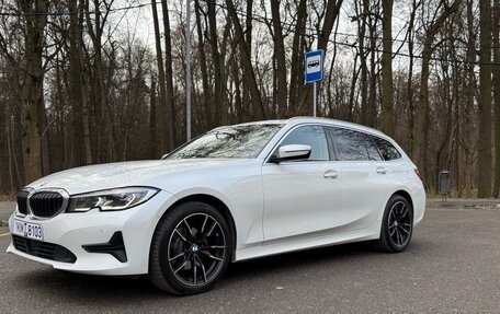 BMW 3 серия, 2021 год, 2 550 000 рублей, 8 фотография