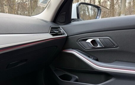 BMW 3 серия, 2021 год, 2 550 000 рублей, 23 фотография