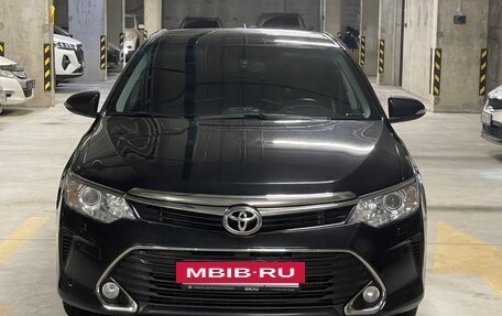 Toyota Camry, 2016 год, 2 050 000 рублей, 4 фотография