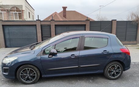 Peugeot 308 II, 2011 год, 535 000 рублей, 2 фотография