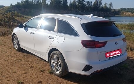 KIA cee'd III, 2020 год, 1 800 000 рублей, 15 фотография