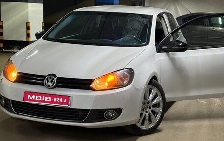 Volkswagen Golf VI, 2011 год, 950 000 рублей, 1 фотография