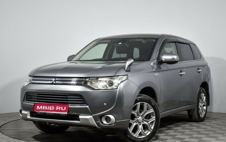 Mitsubishi Outlander III рестайлинг 3, 2013 год, 1 500 000 рублей, 1 фотография
