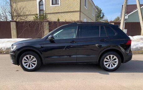 Volkswagen Tiguan II, 2019 год, 2 500 000 рублей, 5 фотография