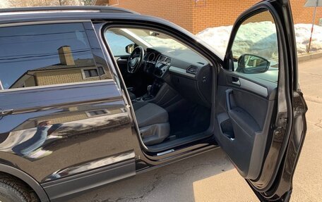 Volkswagen Tiguan II, 2019 год, 2 500 000 рублей, 9 фотография