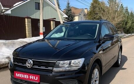 Volkswagen Tiguan II, 2019 год, 2 500 000 рублей, 6 фотография