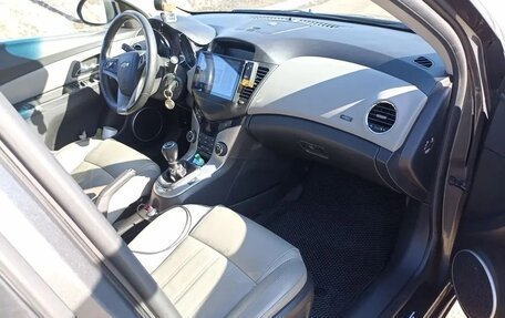 Chevrolet Cruze II, 2012 год, 750 000 рублей, 8 фотография