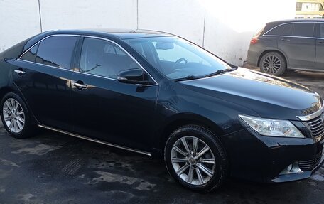 Toyota Camry, 2013 год, 1 550 000 рублей, 2 фотография