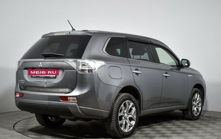 Mitsubishi Outlander III рестайлинг 3, 2013 год, 1 500 000 рублей, 5 фотография