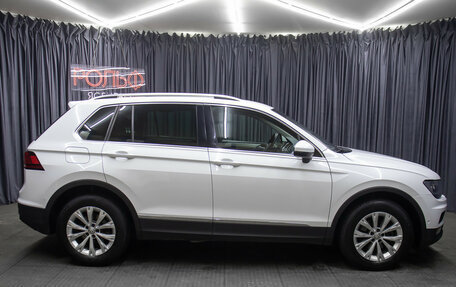 Volkswagen Tiguan II, 2018 год, 2 198 000 рублей, 4 фотография