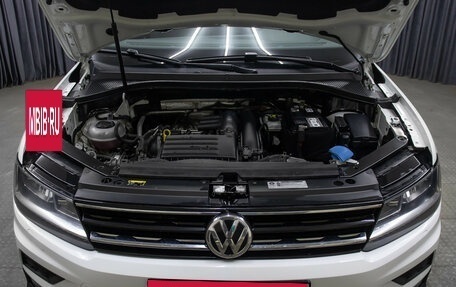 Volkswagen Tiguan II, 2018 год, 2 198 000 рублей, 9 фотография