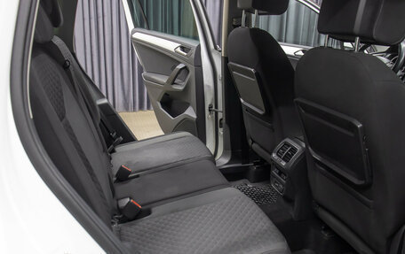 Volkswagen Tiguan II, 2018 год, 2 198 000 рублей, 13 фотография