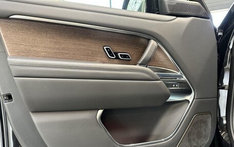 Land Rover Range Rover IV рестайлинг, 2025 год, 30 490 000 рублей, 17 фотография