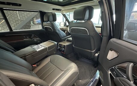 Land Rover Range Rover IV рестайлинг, 2025 год, 30 490 000 рублей, 21 фотография