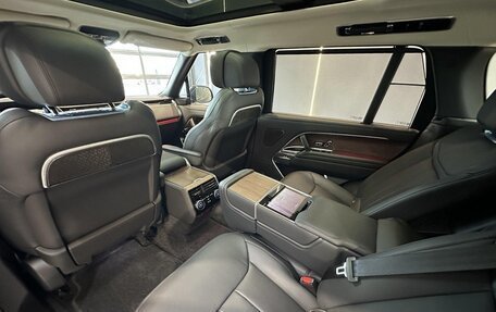 Land Rover Range Rover IV рестайлинг, 2025 год, 30 490 000 рублей, 19 фотография