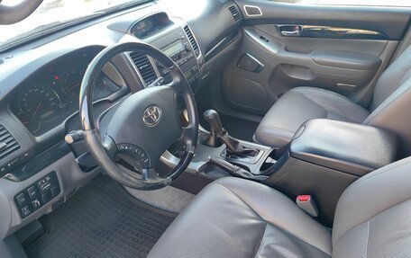 Toyota Land Cruiser Prado 120 рестайлинг, 2008 год, 2 050 000 рублей, 5 фотография