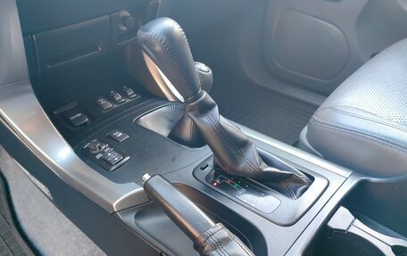 Toyota Land Cruiser Prado 120 рестайлинг, 2008 год, 2 050 000 рублей, 11 фотография