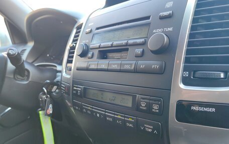 Toyota Land Cruiser Prado 120 рестайлинг, 2008 год, 2 050 000 рублей, 15 фотография