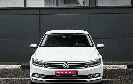 Volkswagen Passat B8 рестайлинг, 2016 год, 2 099 000 рублей, 3 фотография