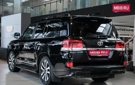 Toyota Land Cruiser 200, 2019 год, 6 735 000 рублей, 6 фотография