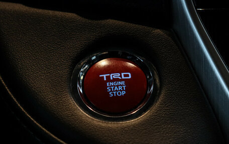 Toyota Land Cruiser 200, 2019 год, 6 735 000 рублей, 17 фотография