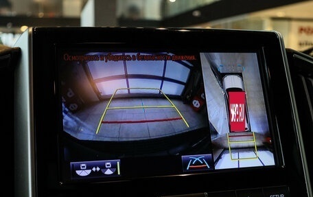 Toyota Land Cruiser 200, 2019 год, 6 735 000 рублей, 20 фотография