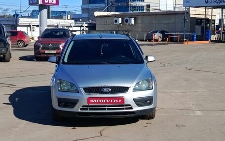 Ford Focus II рестайлинг, 2006 год, 330 000 рублей, 1 фотография