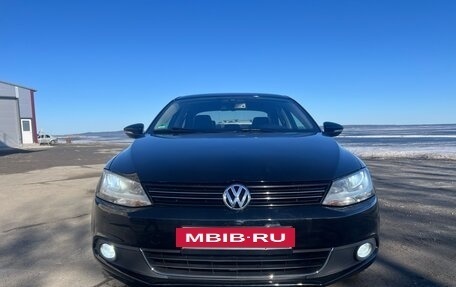 Volkswagen Jetta VI, 2012 год, 1 150 000 рублей, 3 фотография