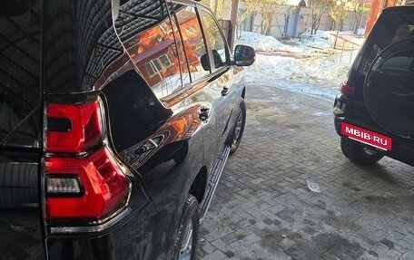 Toyota Land Cruiser Prado 150 рестайлинг 2, 2018 год, 5 200 000 рублей, 8 фотография