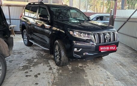 Toyota Land Cruiser Prado 150 рестайлинг 2, 2018 год, 5 200 000 рублей, 12 фотография