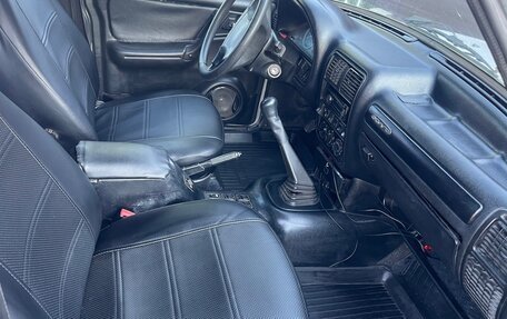 ГАЗ 31105 «Волга», 2006 год, 210 000 рублей, 5 фотография