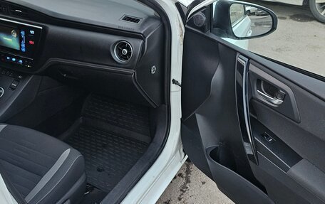 Toyota Auris II, 2016 год, 1 800 000 рублей, 13 фотография