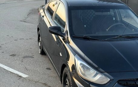 Hyundai Solaris II рестайлинг, 2013 год, 425 000 рублей, 3 фотография