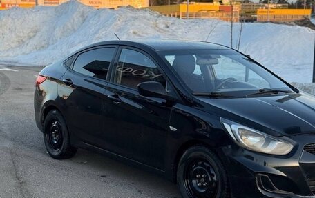 Hyundai Solaris II рестайлинг, 2013 год, 425 000 рублей, 13 фотография