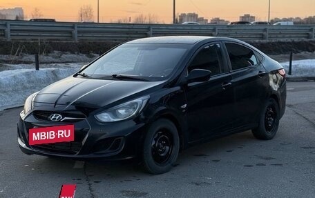 Hyundai Solaris II рестайлинг, 2013 год, 425 000 рублей, 6 фотография