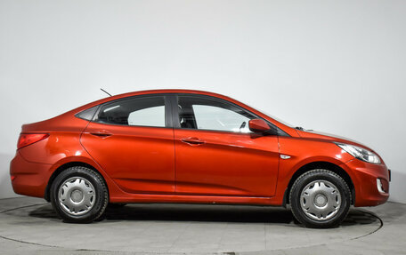 Hyundai Solaris II рестайлинг, 2012 год, 585 000 рублей, 4 фотография