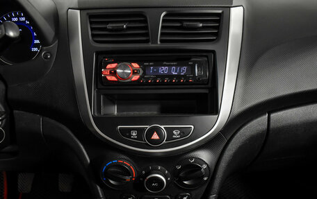 Hyundai Solaris II рестайлинг, 2012 год, 585 000 рублей, 17 фотография