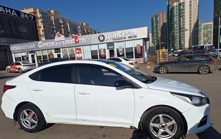 Hyundai Solaris II рестайлинг, 2019 год, 790 000 рублей, 2 фотография