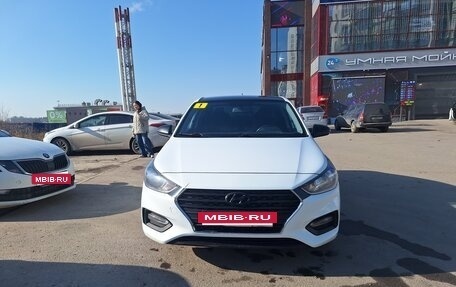 Hyundai Solaris II рестайлинг, 2019 год, 790 000 рублей, 13 фотография