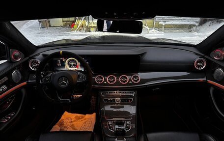 Mercedes-Benz E-Класс AMG, 2017 год, 5 950 000 рублей, 18 фотография