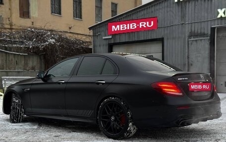 Mercedes-Benz E-Класс AMG, 2017 год, 5 950 000 рублей, 21 фотография