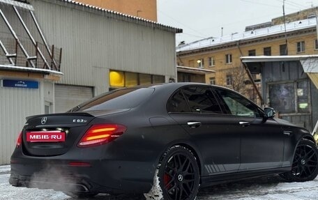 Mercedes-Benz E-Класс AMG, 2017 год, 5 950 000 рублей, 25 фотография