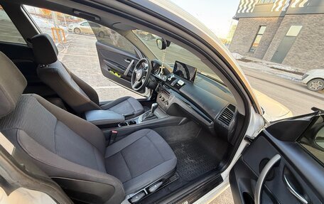 BMW 1 серия, 2011 год, 850 000 рублей, 6 фотография